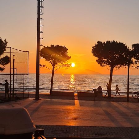 Sunset House Daire Avlonya Dış mekan fotoğraf