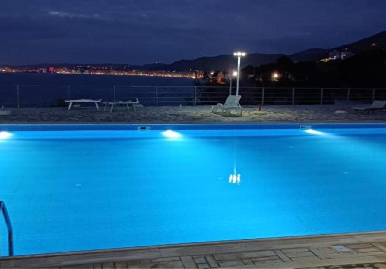 Sunset House Daire Avlonya Dış mekan fotoğraf